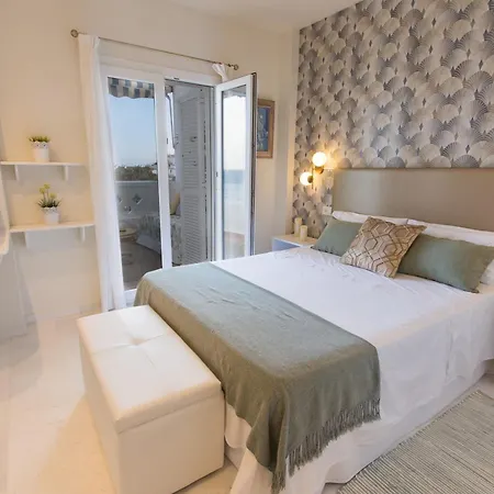 Apartment Primera Linea De Playa En Puerto Banus Marbella